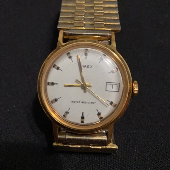 Vintage Timex Date Just 1974 men’s Watch - Picture 2 of 6